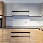 Modern 2br With Private Terrace & Sofa Bed By 360 Estates *