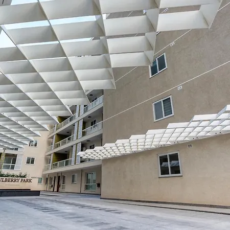 Modern 2br With Private Terrace & Sofa Bed By 360 Estates