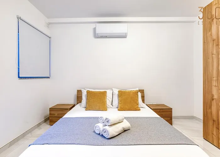 Appartement Modern 2br With Private Terrace & Sofa Bed By 360 Estates *