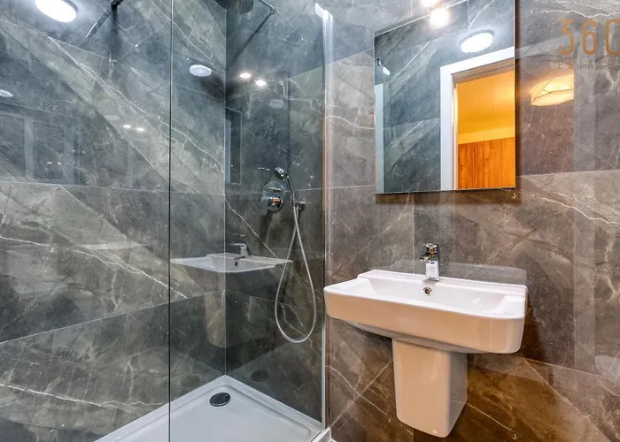 Modern 2br With Private Terrace & Sofa Bed By 360 Estates * San Pawl il-Baħar