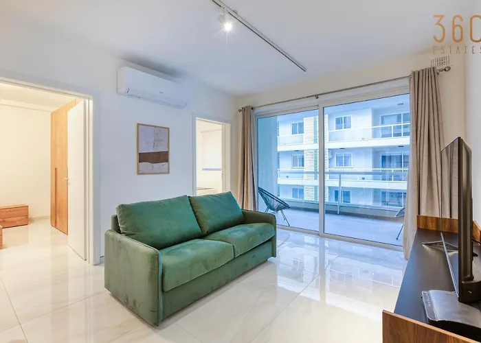 Modern 2br With Private Terrace & Sofa Bed By 360 Estates Appartement *