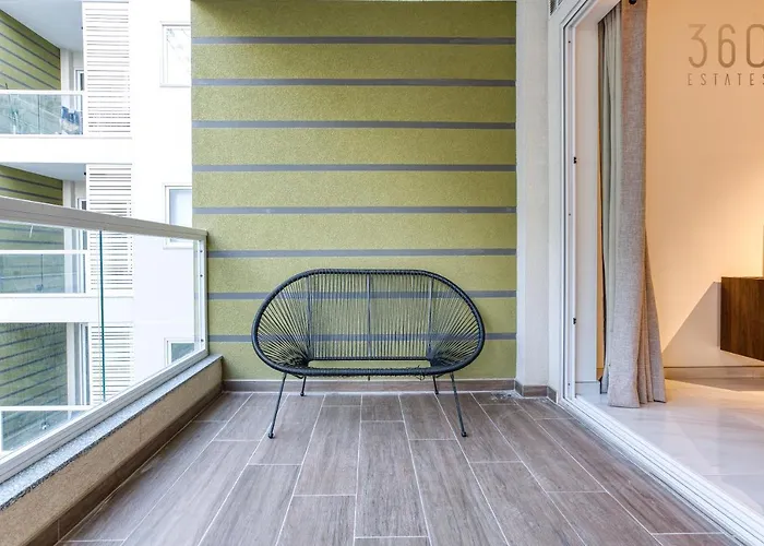 Modern 2br With Private Terrace & Sofa Bed By 360 Estates Appartement San Pawl il-Baħar